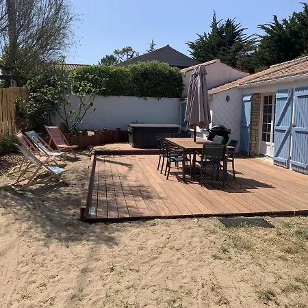 Maison De , Ideale Pour Famille Avec Acces Et Barbâtre