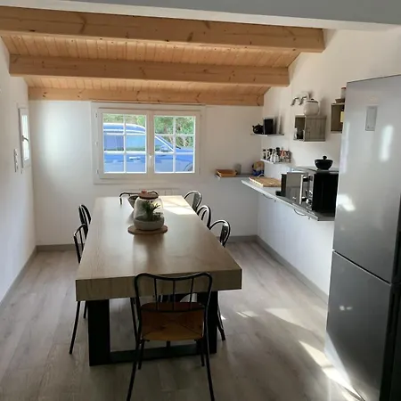 Maison De , Ideale Pour Famille Avec Acces Et Nyaraló